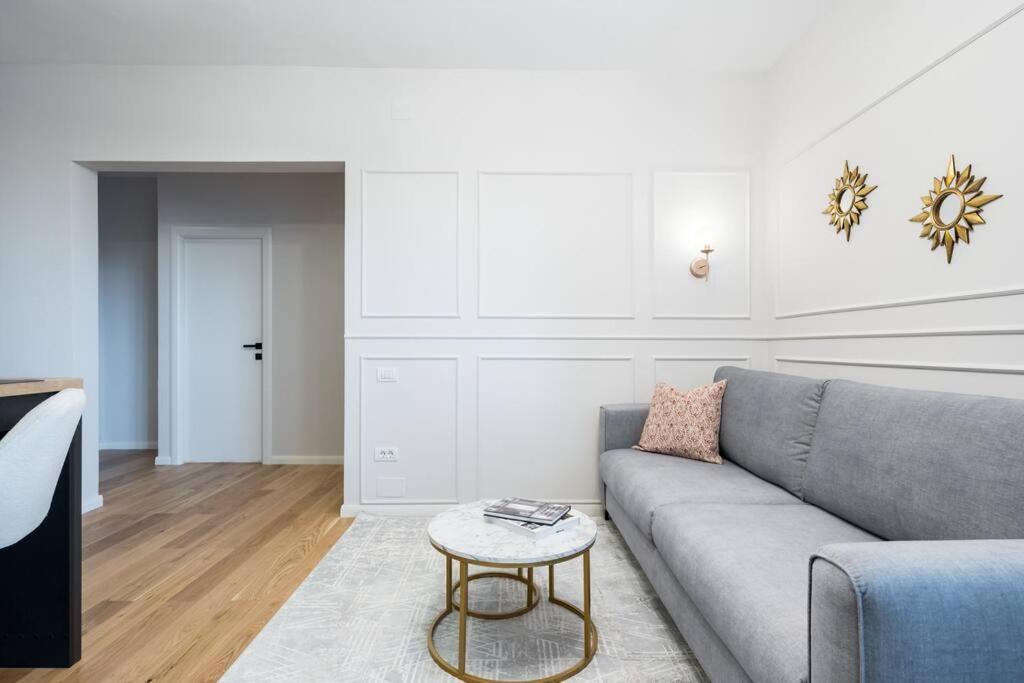 Stunning Views 3Br Sunny Flat - Amazing Terrace Appartement Boekarest Buitenkant foto